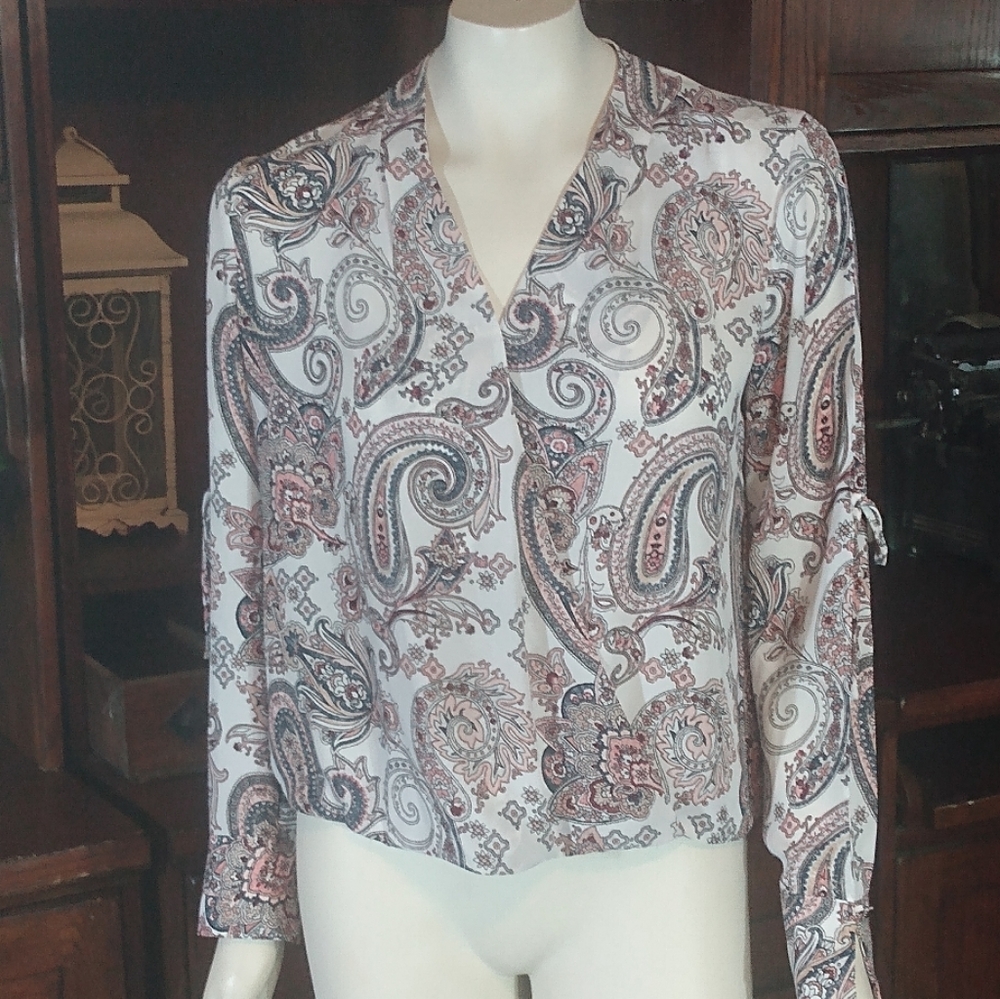 "White House Black Market" ladies dress shirt